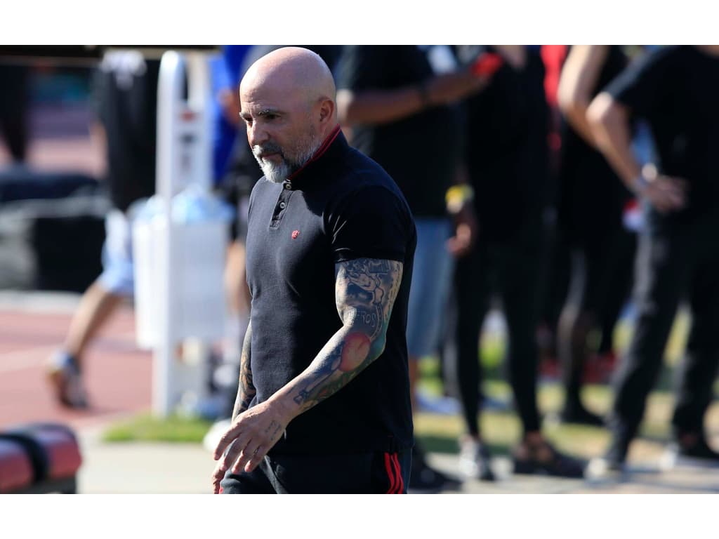 Entenda por que a multa rescisória de Jorge Sampaoli, técnico do Flamengo, reduziu