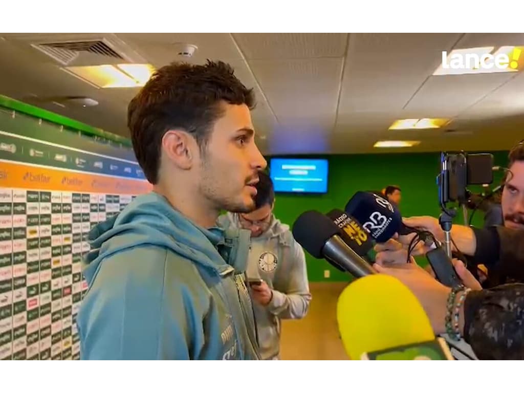 VÍDEO: Raphael Veiga sai em defesa de Breno Lopes após provocação à torcida do Palmeiras