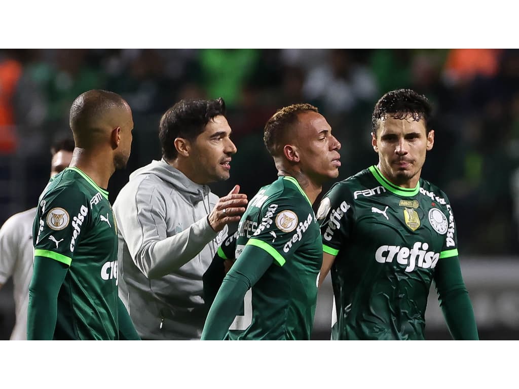 Vasco enfrenta desafios na tentativa de contratar Breno Lopes, destaque do Palmeiras.