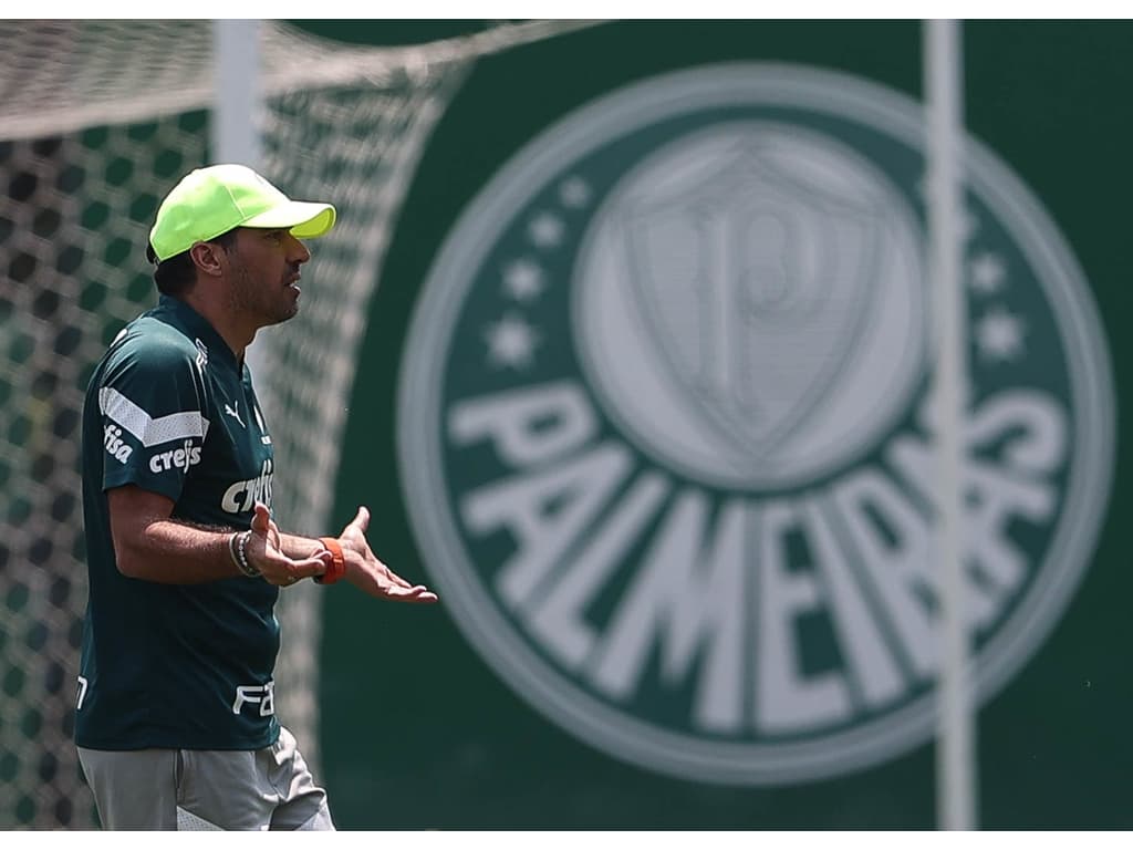 Palmeiras faz ajustes táticos de olho no duelo com o Boca Juniors; veja provável time
