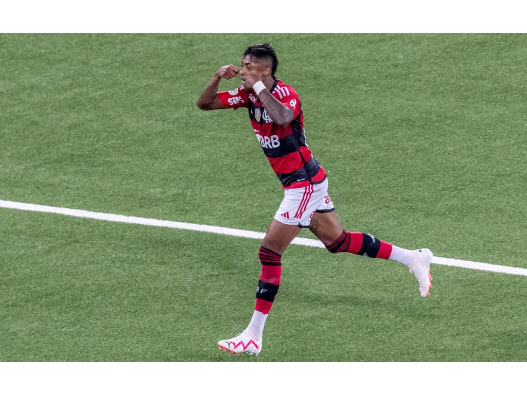 ATUAÇÕES: Bruno Henrique inferniza no clássico e recebe a maior nota do Flamengo