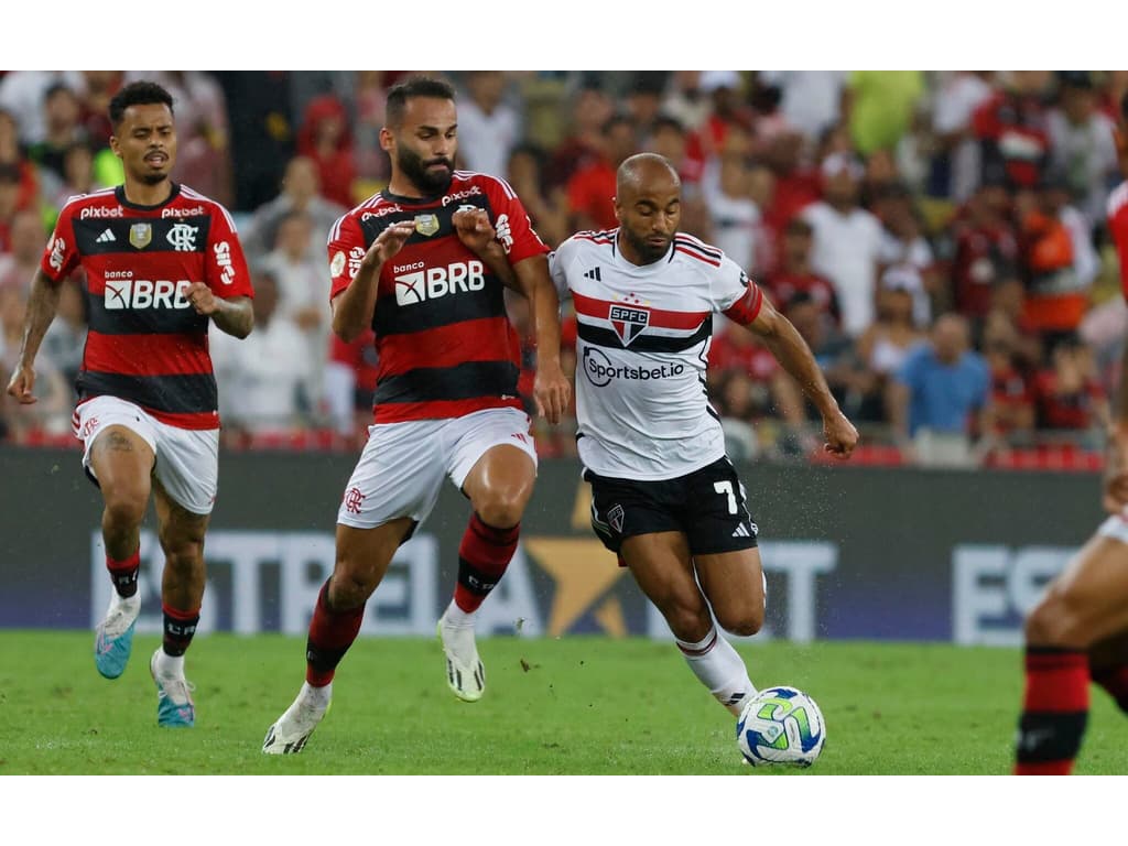 Flamengo x Bragantino: acompanhe ao vivo o jogo pelo Brasileirão