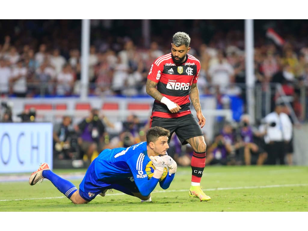 Artilheiro em decisões, Gabigol viveu sua segunda final no banco de reservas desde que chegou ao Flamengo