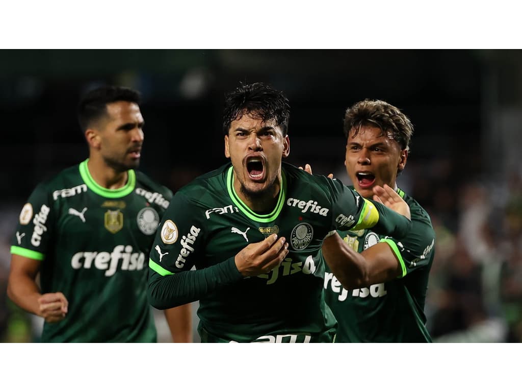 Palmeiras vence o Coritiba e encerra série de quatro jogos com