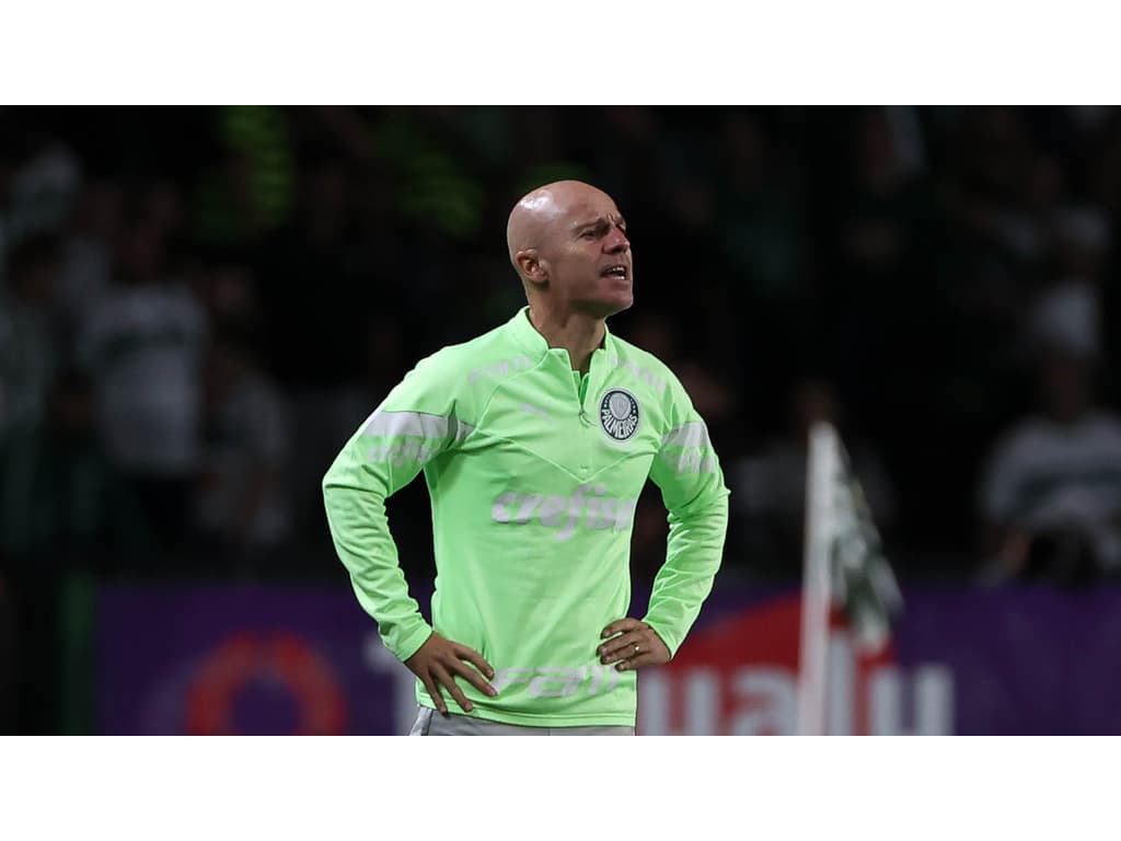 !AO VIVO! Assista à coletiva de Vitor Castanheira, auxíliar técnico de Abel Ferreira no Palmeiras