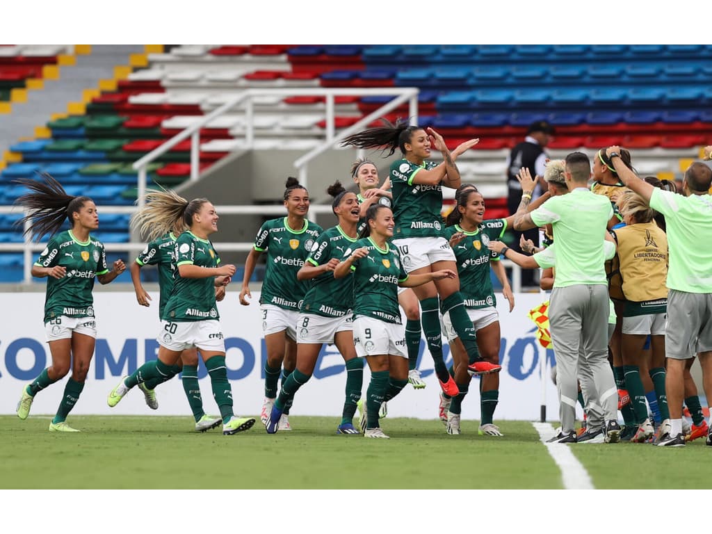 Andressinha comemora classificação do Palmeiras e projeta final do