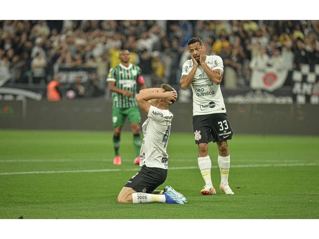 Colorados & Peleadores - Miranha já tinha mandado o papo O Evento canônico  do Inter é empatar com o Corinthians