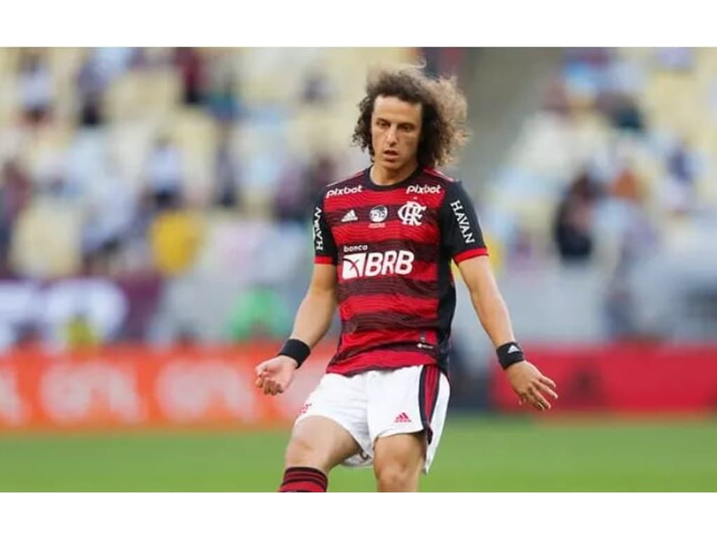 David Luiz tem entorse no tornozelo e será reavaliado pelo Flamengo