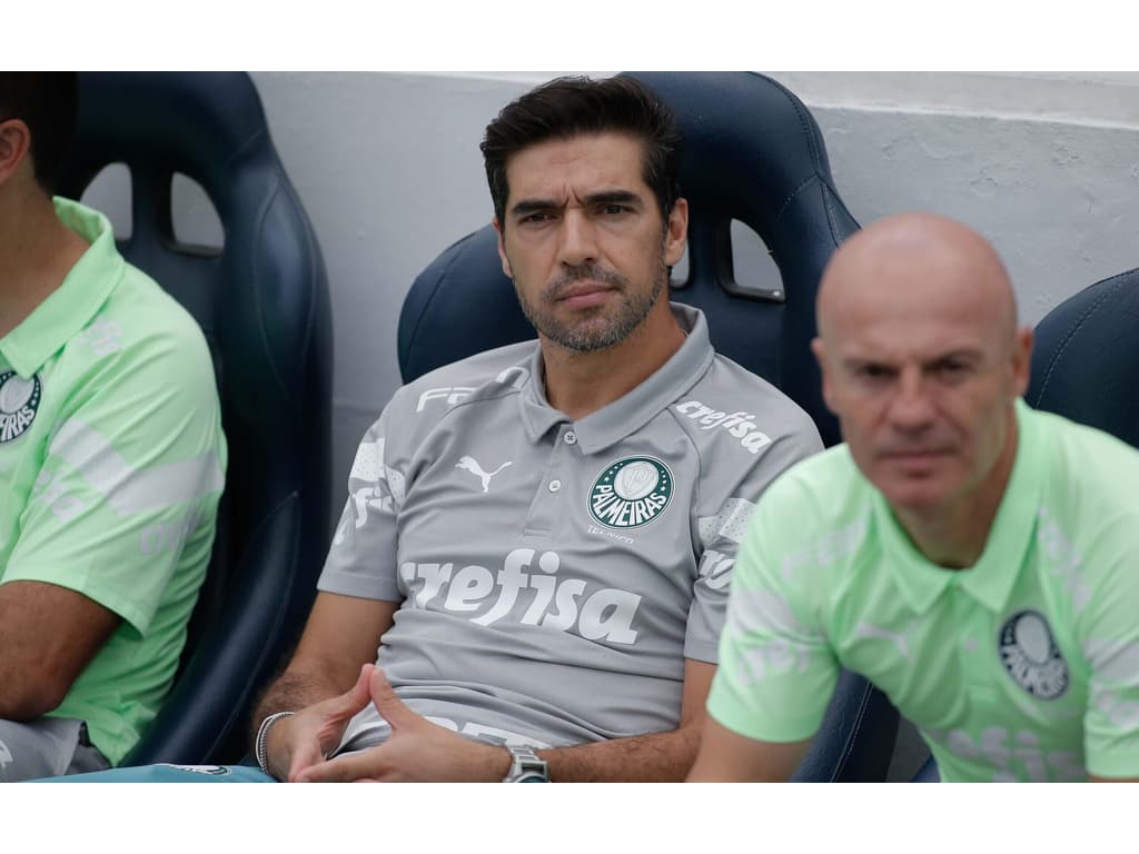 AO VIVO! Abel Ferreira fala em entrevista coletiva após derrota do Palmeiras no Brasileirão