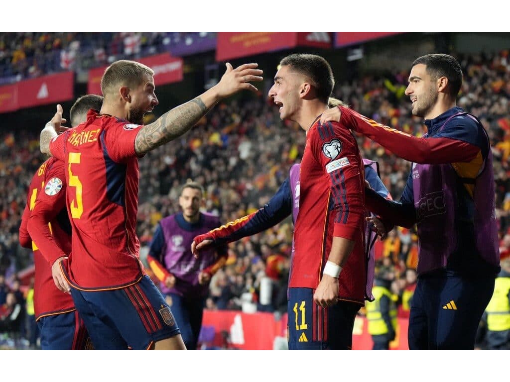 Espanha vence de goleada a equipe da Geórgia pelas eliminatórias da Euro;  confira - Jogada - Diário do Nordeste