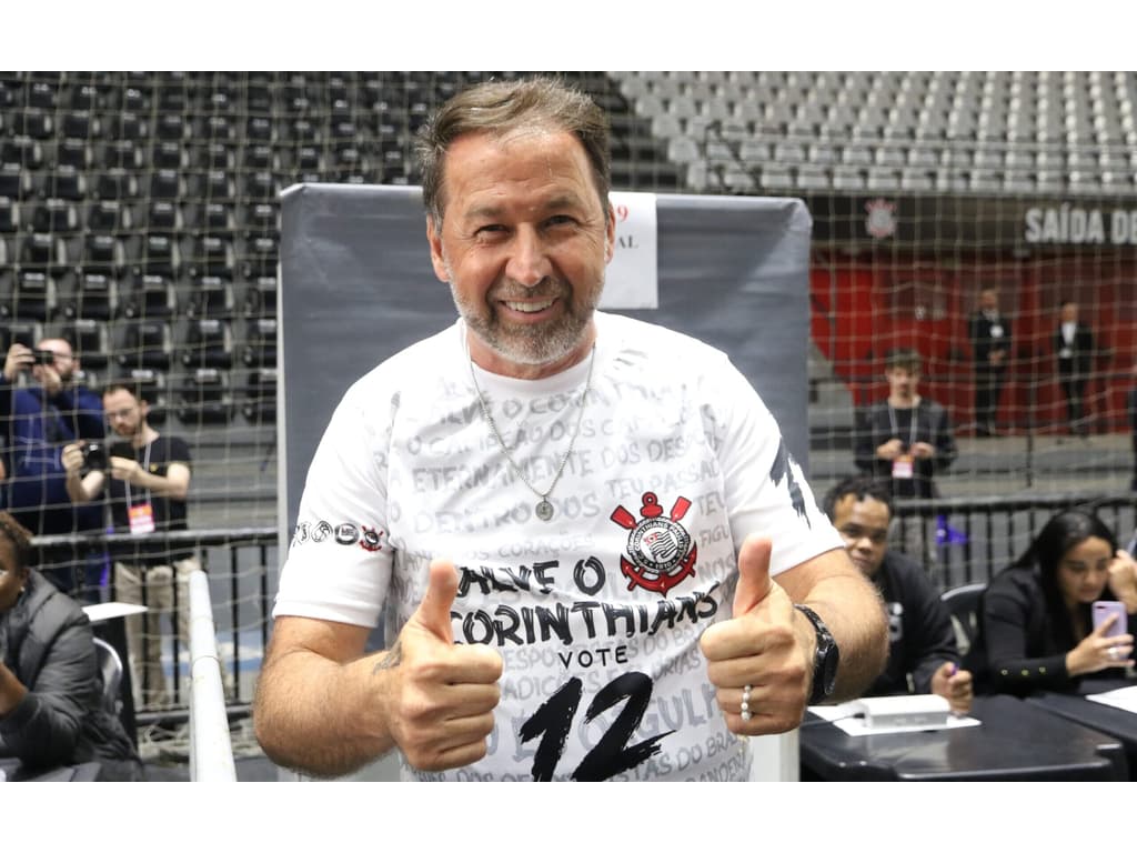 Augusto Melo é eleito presidente do Corinthians; veja as reações de torcedores nas redes sociais