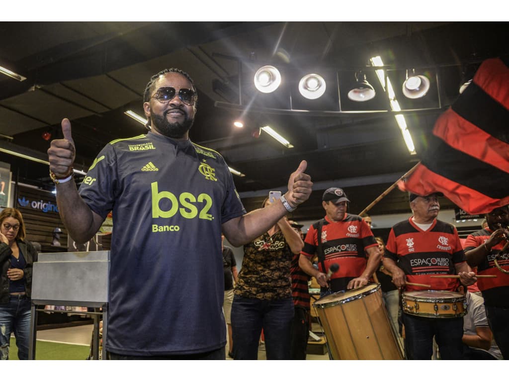 Xande de Pilares critica elitização no Flamengo: O povo está expulso do Maracanã