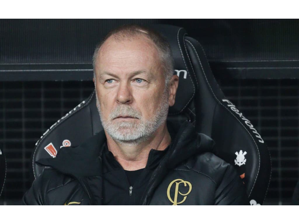 AO VIVO! Confira a entrevista coletiva de Mano Menezes após derrota do Corinthians no Brasileirão