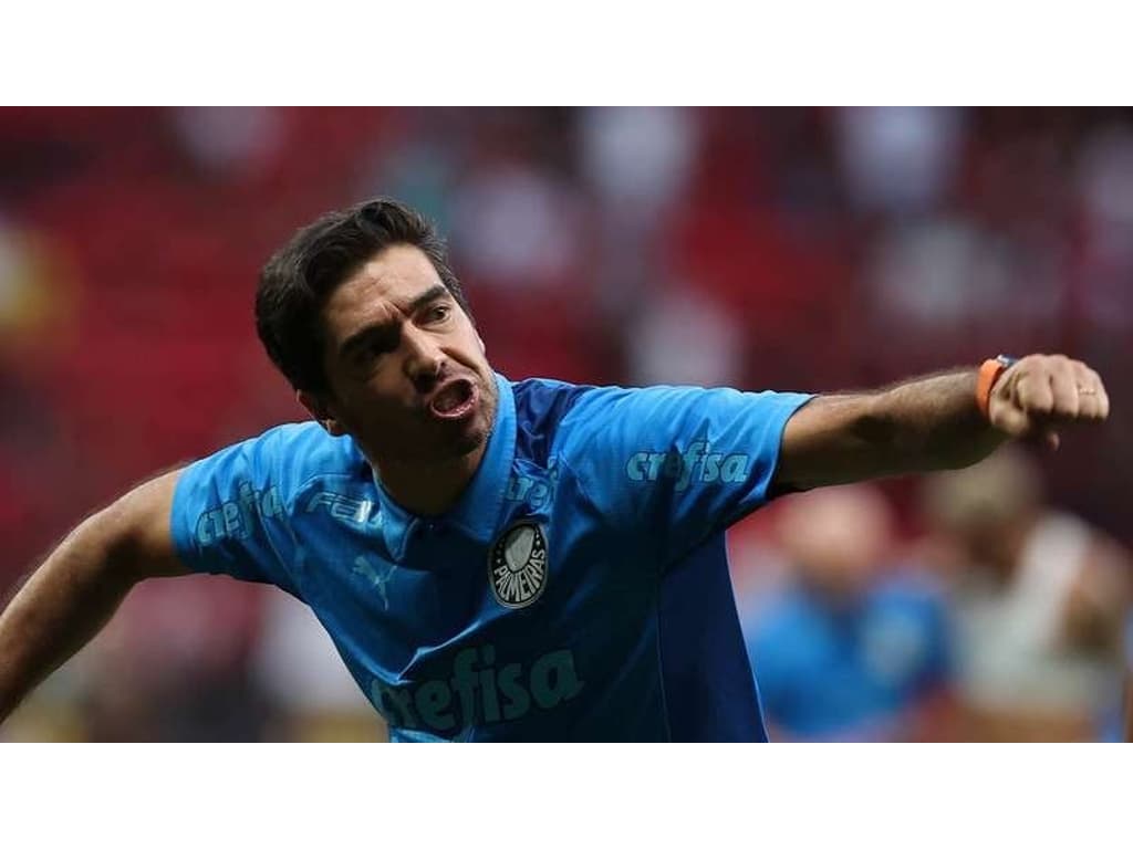Entre planos e mistérios, título é chance da 