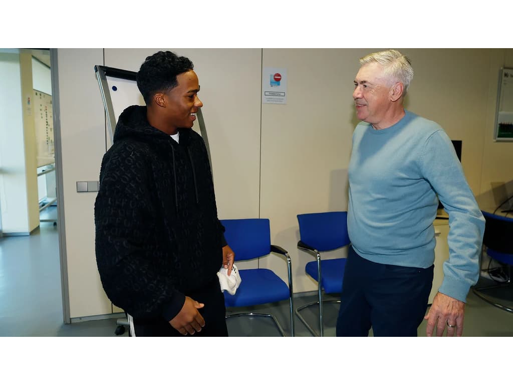 Ancelotti, do Real Madrid, comenta sobre permanência de Endrick no Palmeiras