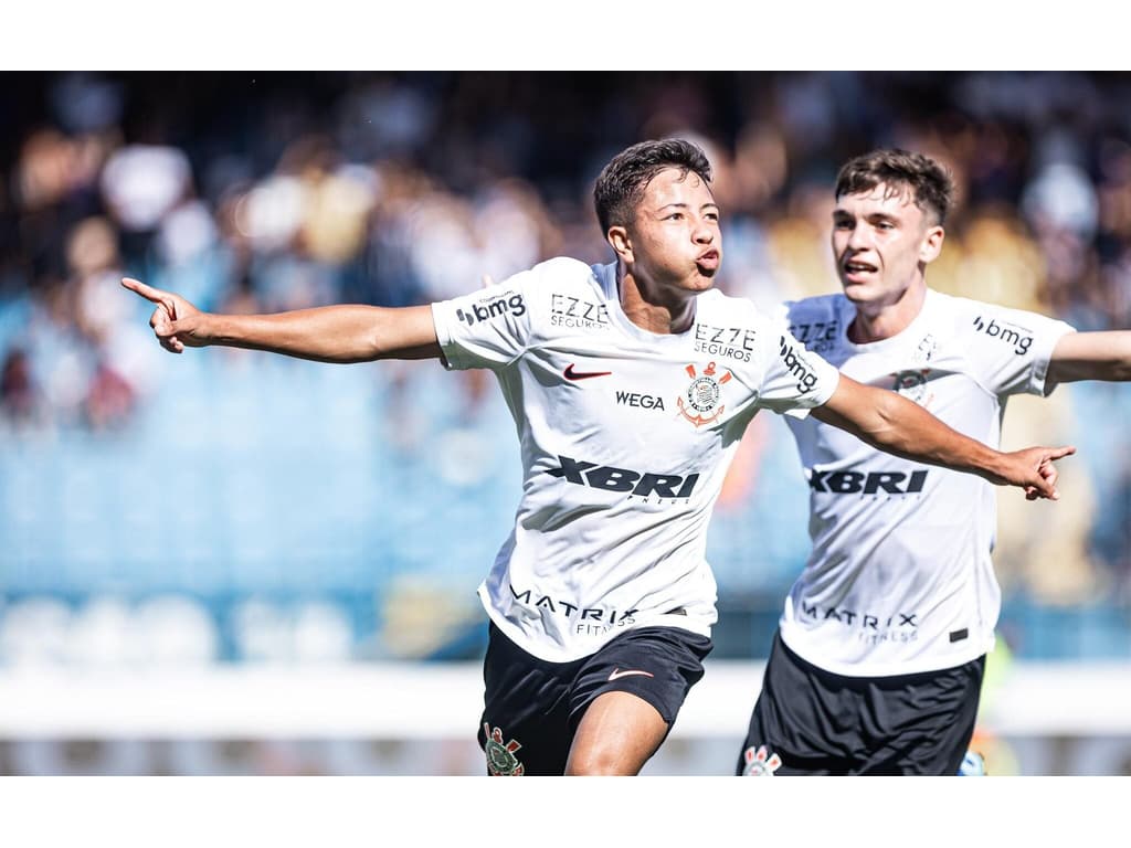 Corinthians atropela Atlético-GO e avança às oitavas de final da Copinha