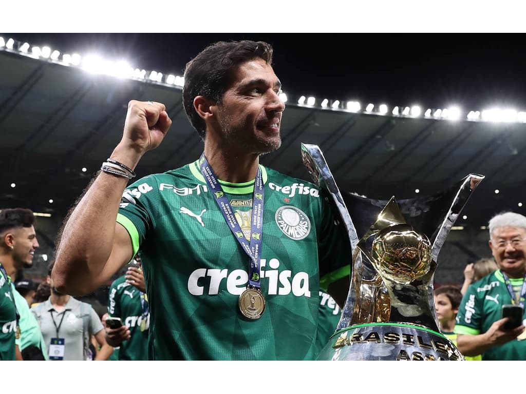 Palmeiras entra em 2024 tentando manter escrita de ser campeão em ano par