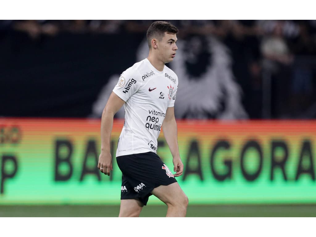 Após imbróglio, Corinthians e PSG chegam a acordo por venda de Moscardo