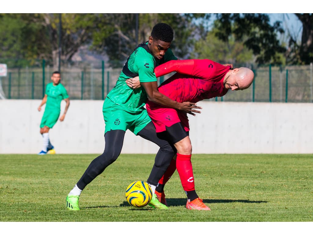 Entenda por que chegada de Gustavo Henrique não deve afetar negócio por Félix Torres