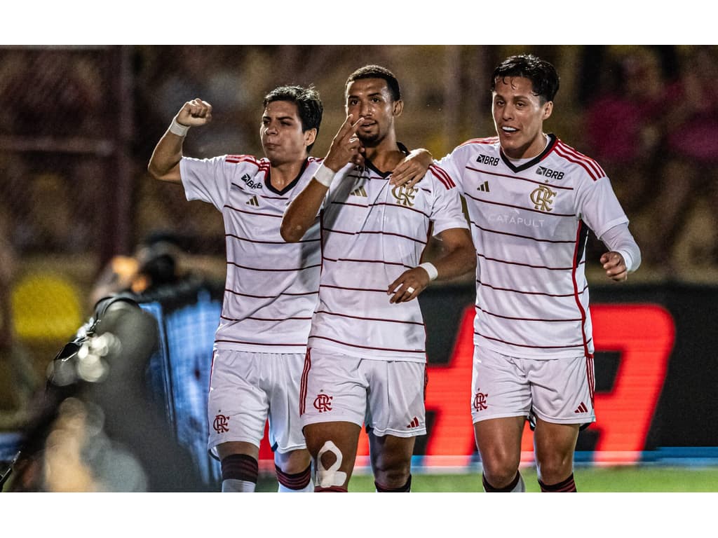 Em final emocionante, Flamengo vence e elimina o Botafogo-SP e avança na Copinha 2024