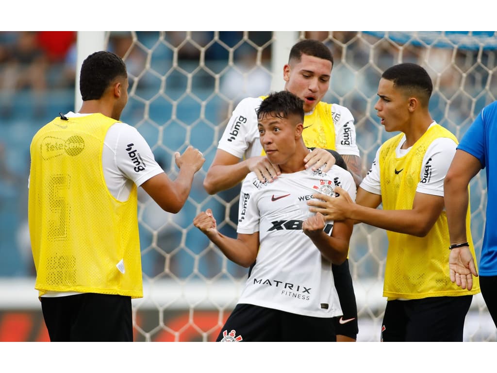 Corinthians x CRB: onde assistir ao vivo, horário e escalações do jogo pelas oitavas da Copinha