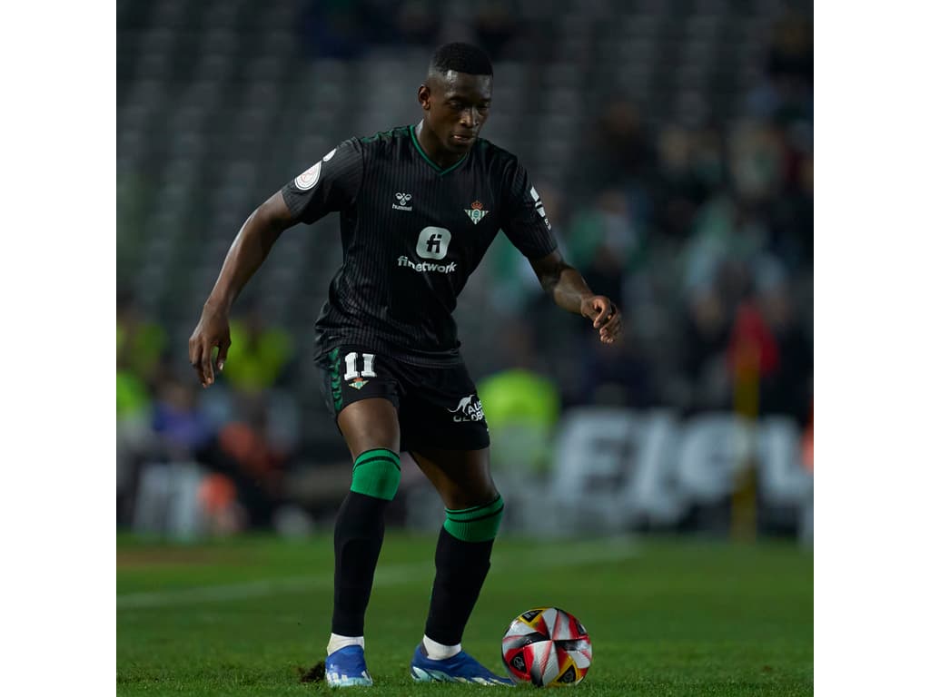 Flamengo e Corinthians enfrentam obstáculo para avançar por Luiz Henrique; Fluminense desiste