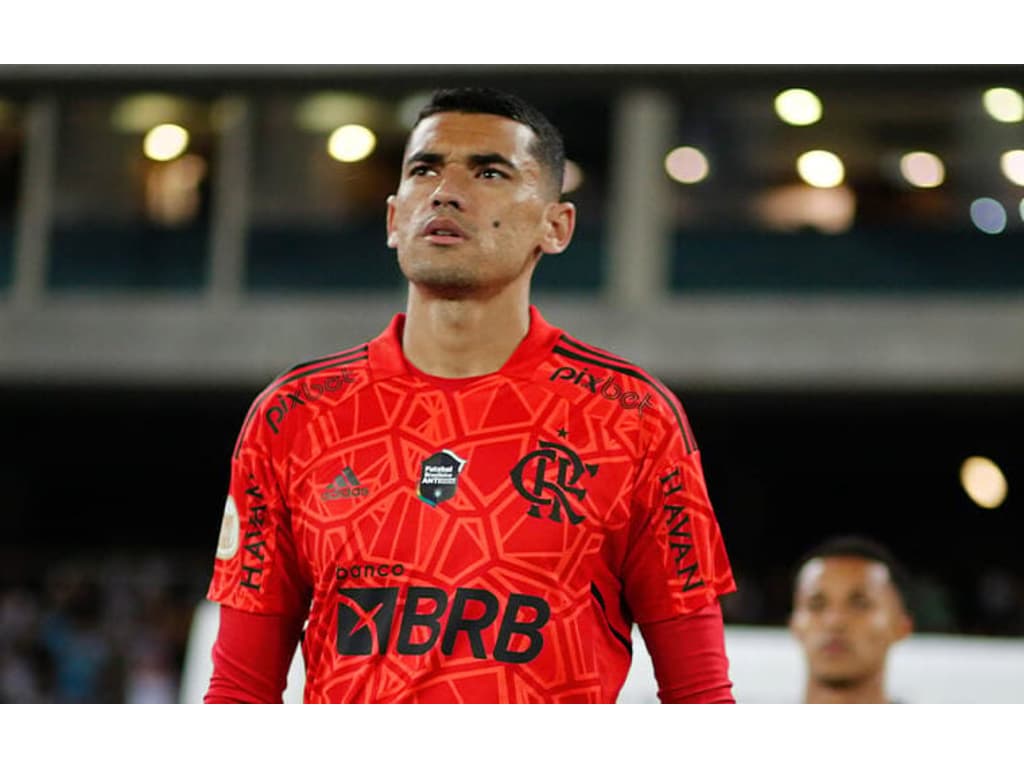 Santos rescinde com o Flamengo, se despede do clube e fica próximo de defender o Fortaleza