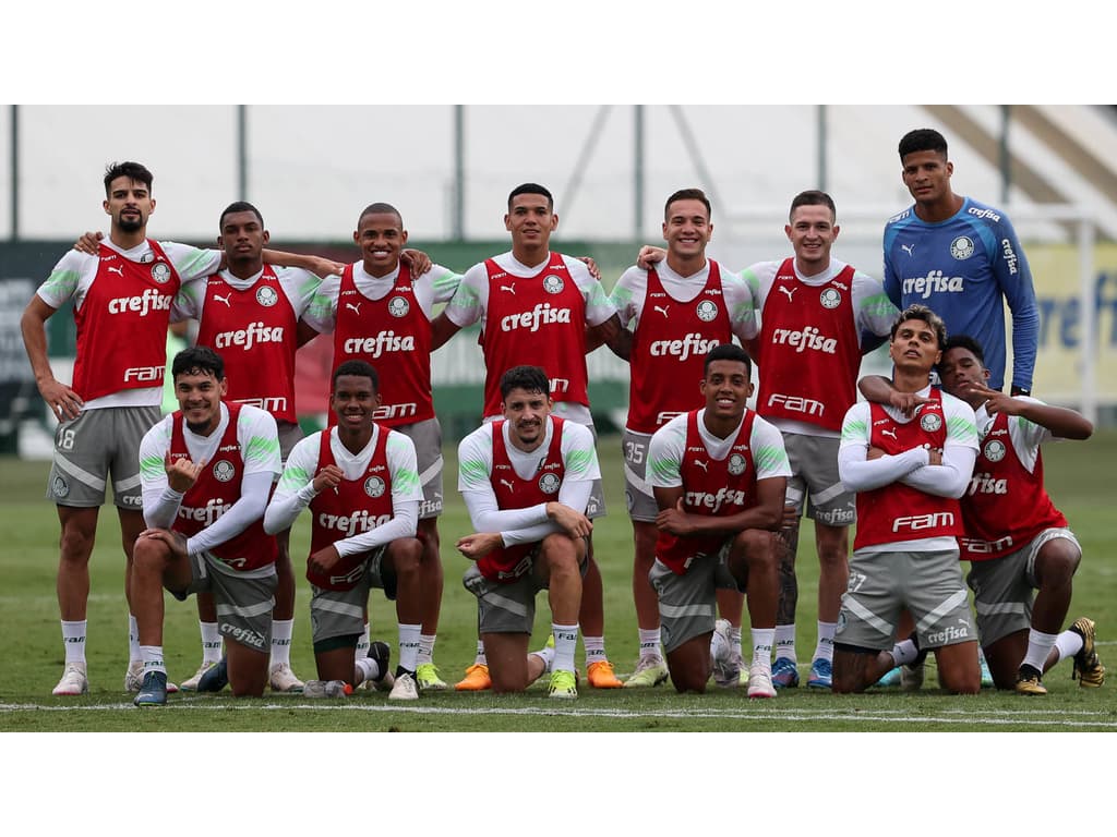 abel ferreira avalia equipe para confronto com corinthians; provável escalação em aberto