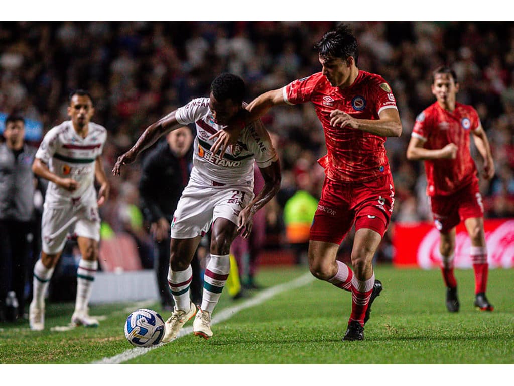 Corinthians decide futuro de Redondo, jogador do Argentinos Juniors