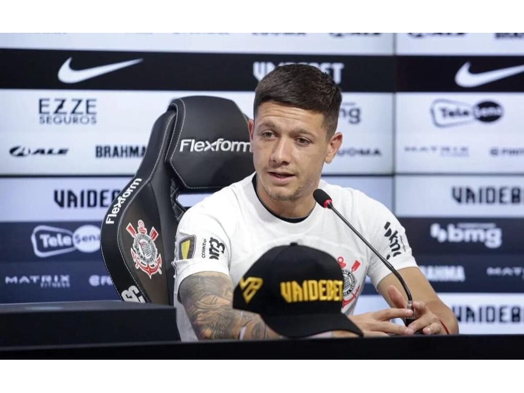 Possível escalação do Corinthians para o clássico revela dúvidas sobre Garro como titular.