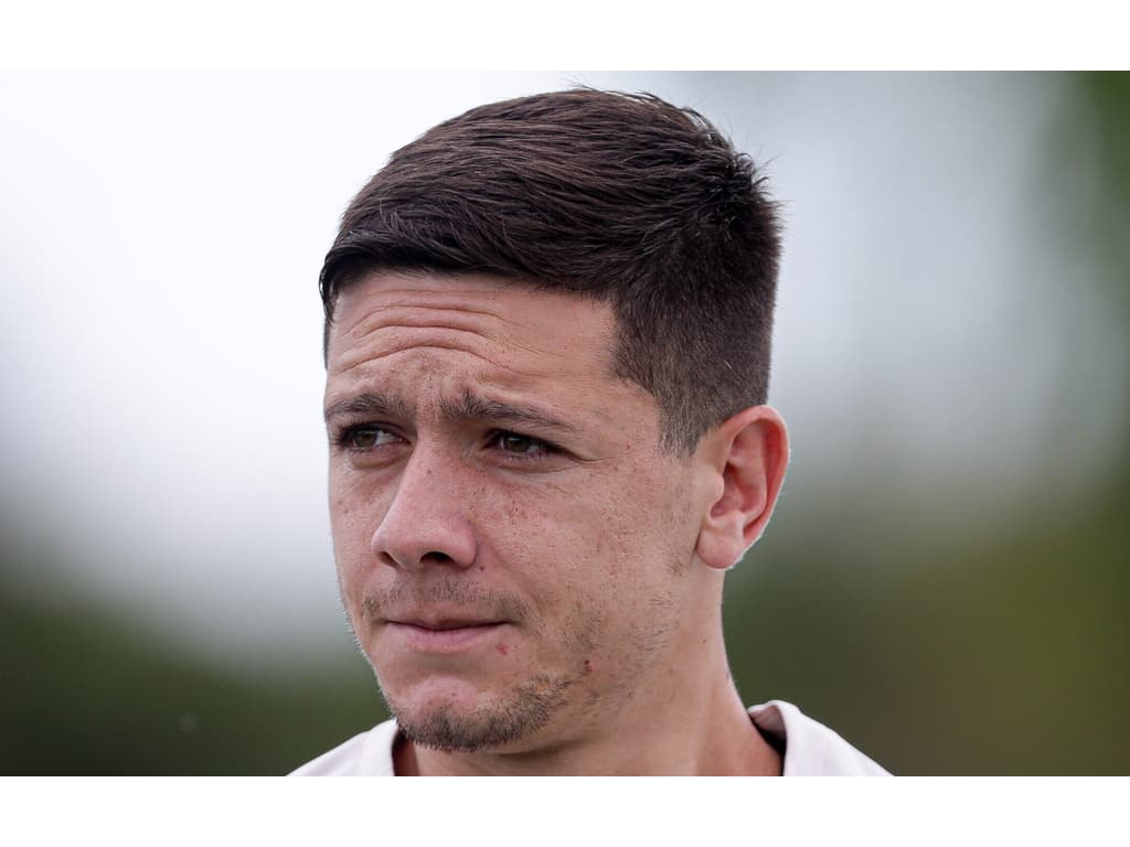 Rodrigo Garro, meio-campista do Corinthians, faz coletiva de imprensa ao vivo!