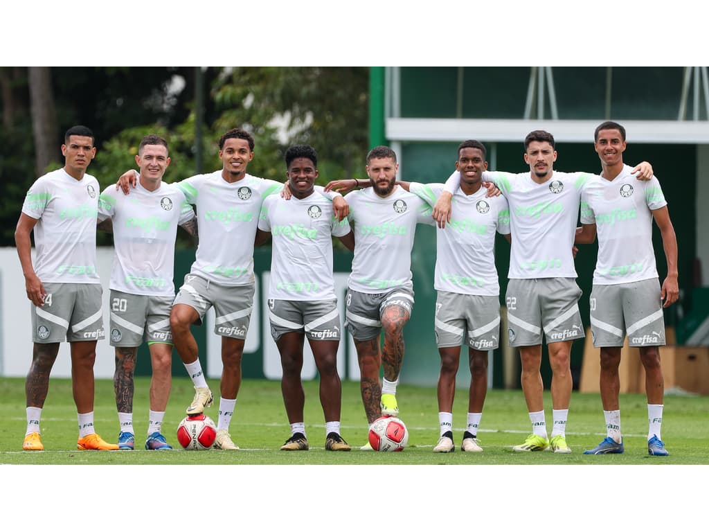Promessa Mundial do Palmeiras surge como Substituto de Gustavo Gómez