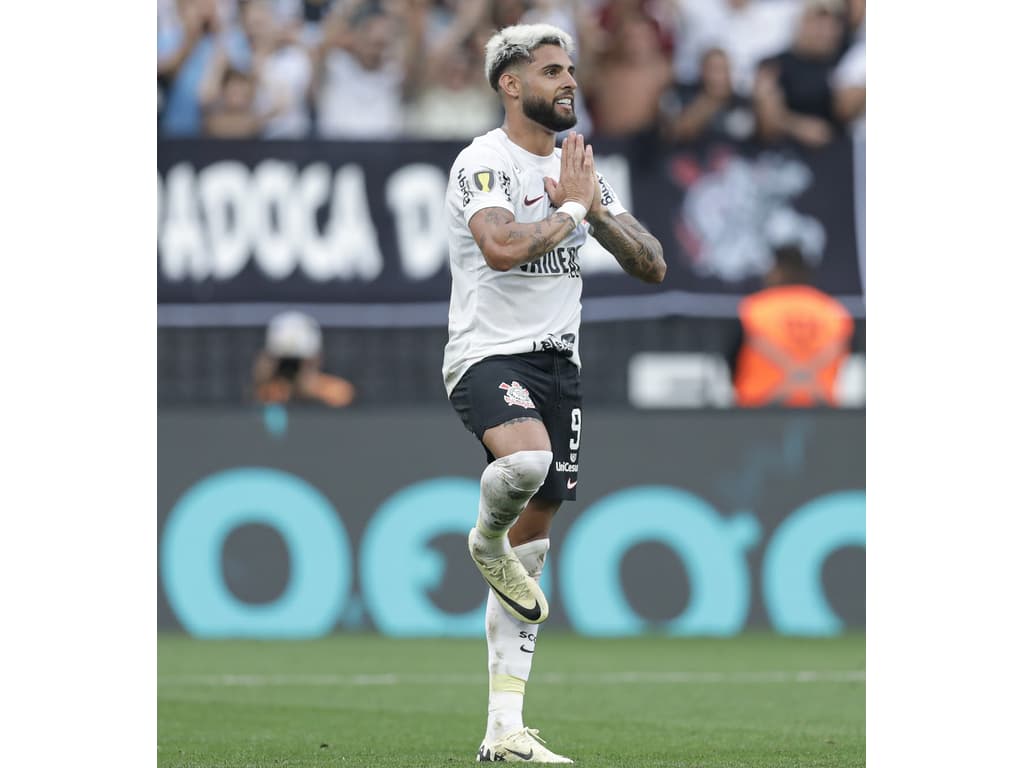 Yuri Alberto lesionado: António Oliveira enfrenta desafios no ataque do Corinthians.