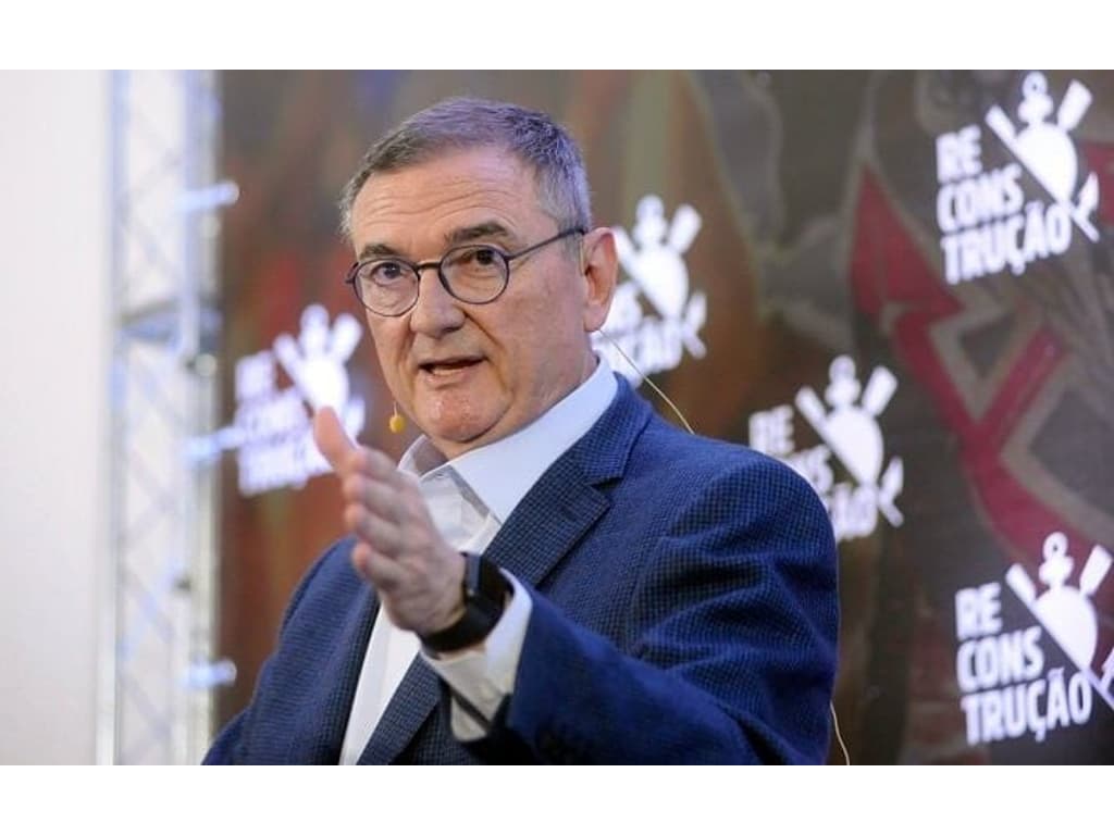 Ex-presidente do Corinthians revela pressão de Tite para vender promessa da base