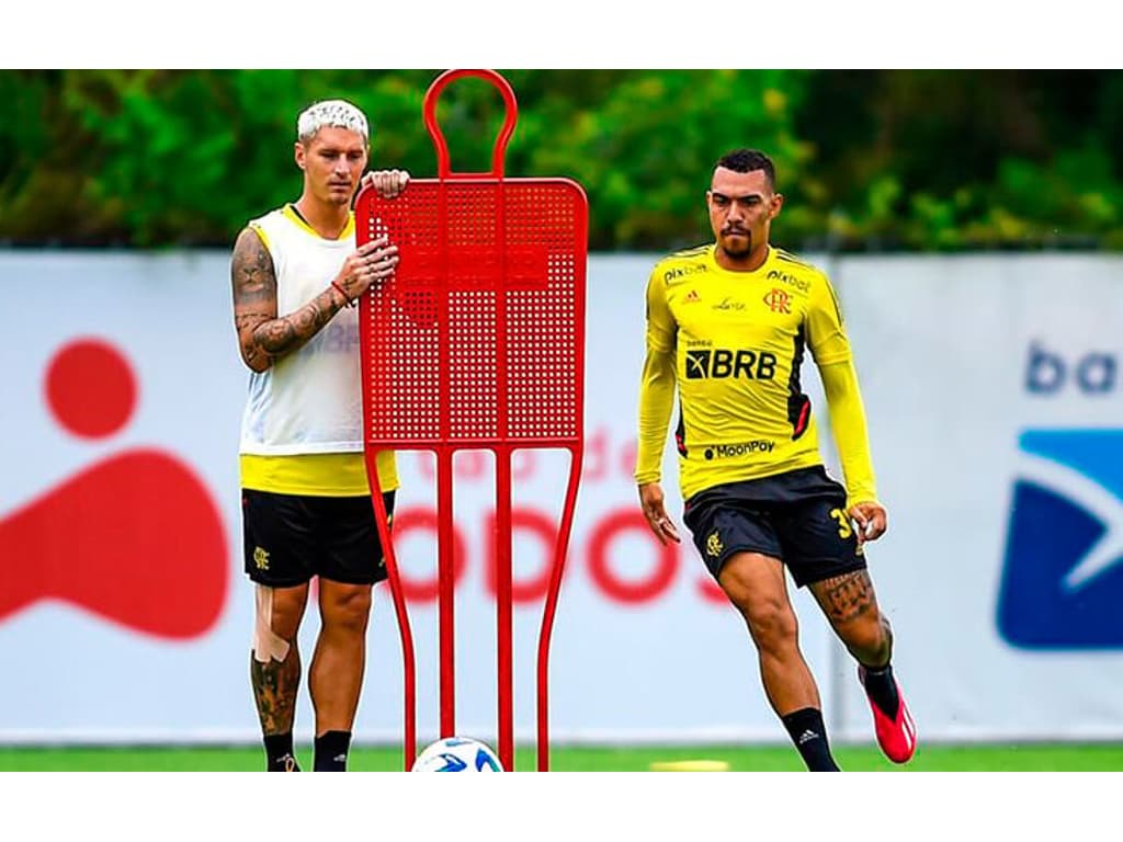 Corinthians regulariza reforço chave para enfrentar Palmeiras em clássico.