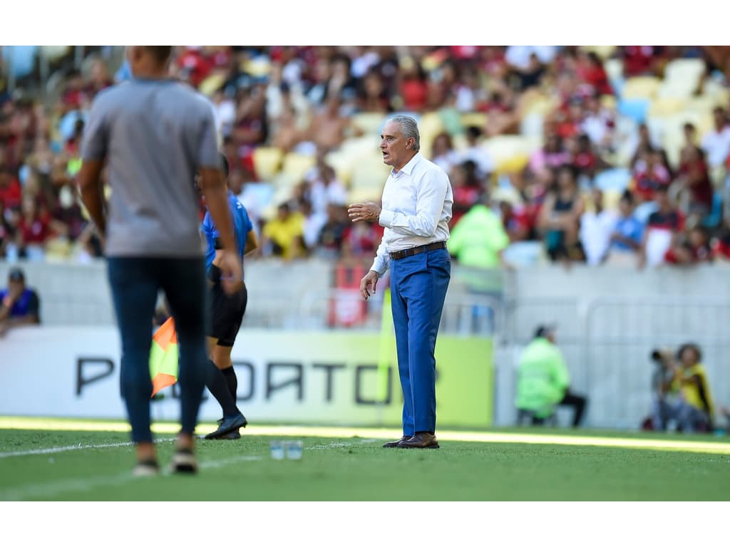 Tite exige grande futebol do elenco campeão do Flamengo.