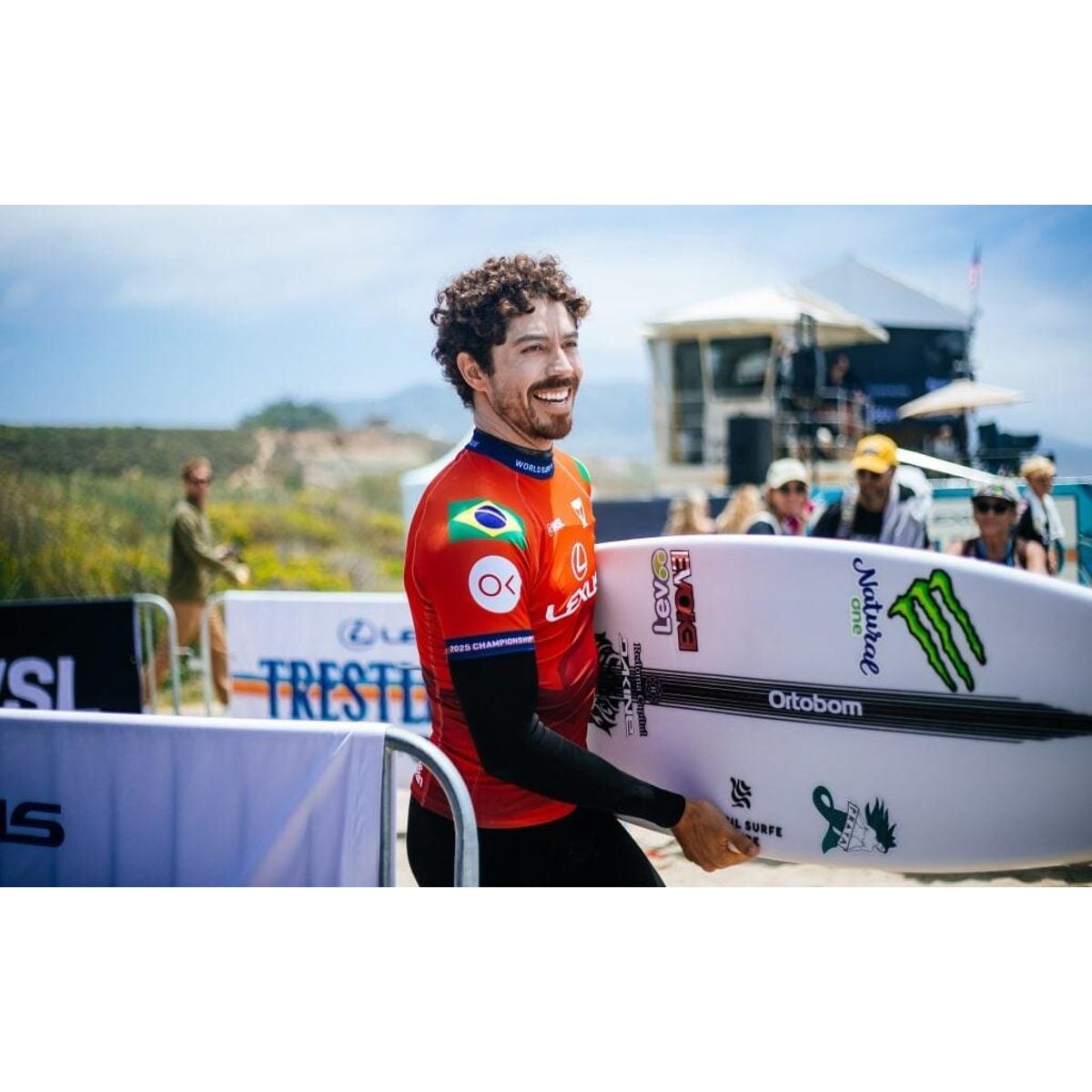 WSL: Yago Dora vira no último minuto e vai à semifinal de Trestles