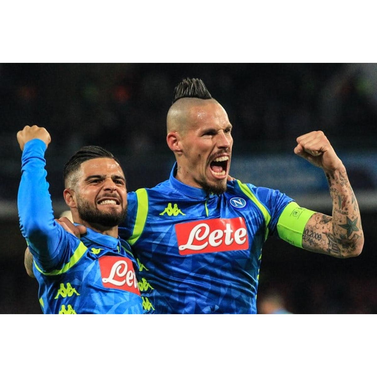 ナポリ Mertens Mertens faz dois, Napoli bate o Estrela Vermelha e lidera Grupo C