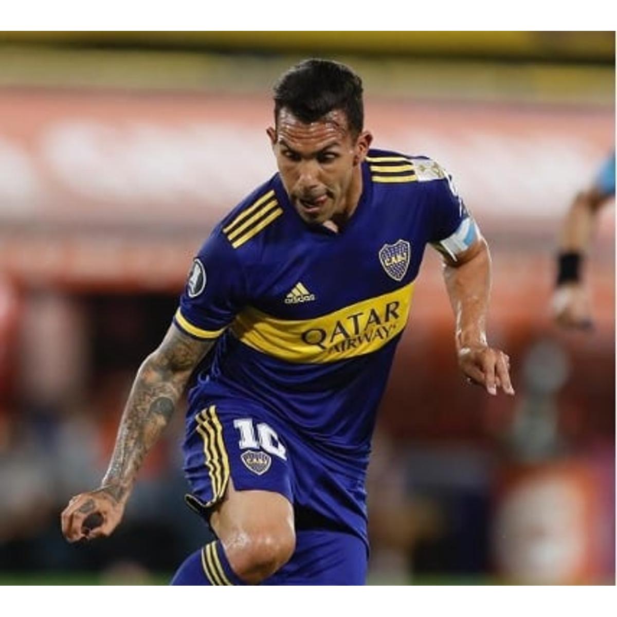 Algoz no passado, Carlos Tevez está mais uma vez no caminho do