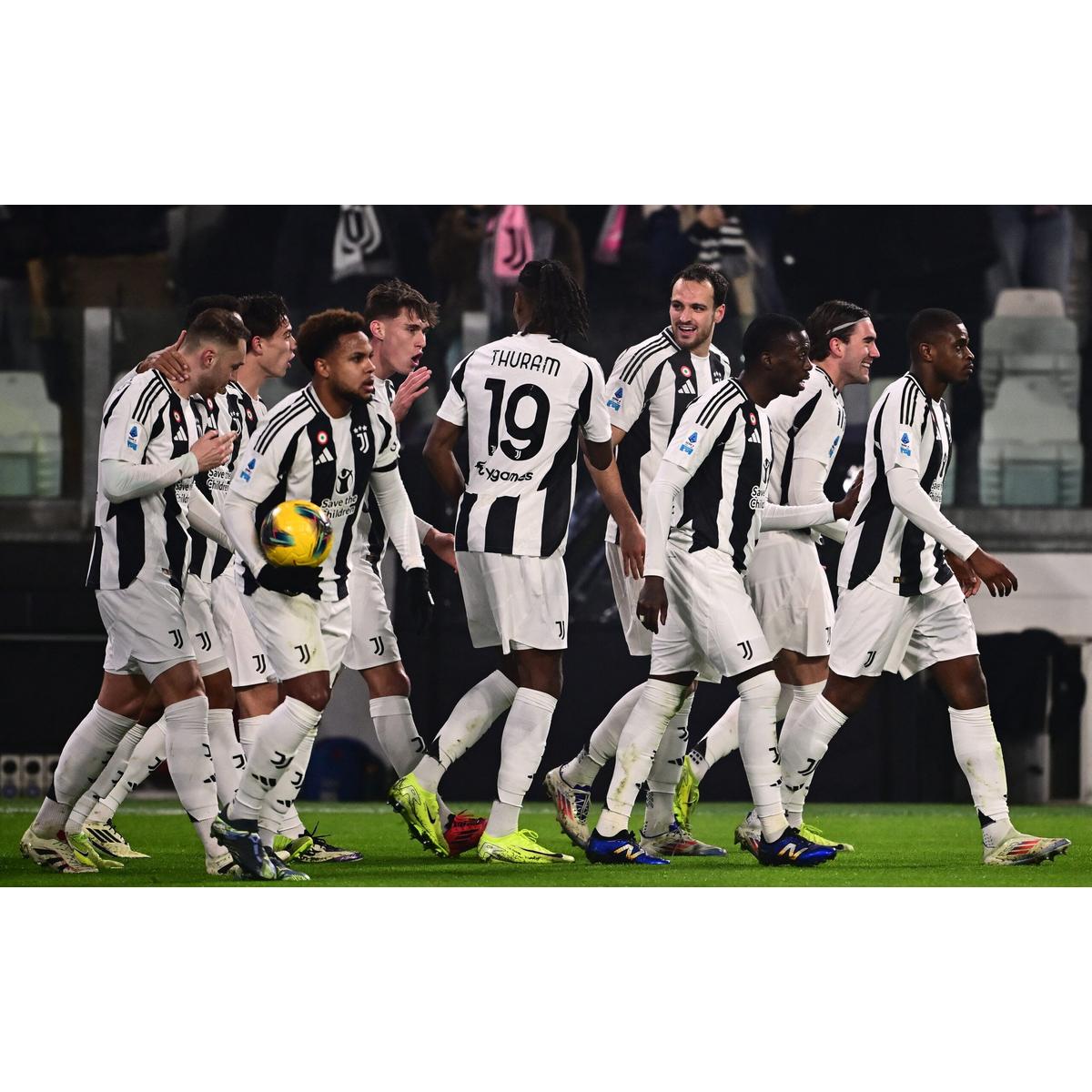 Atlético de Madrid se aproxima de acordo por atacante da Juventus