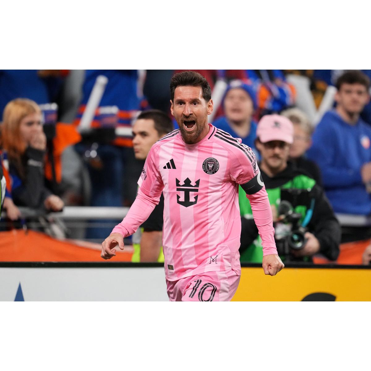 Banco brasileiro fecha acordo com time de Messi e compra os Naming