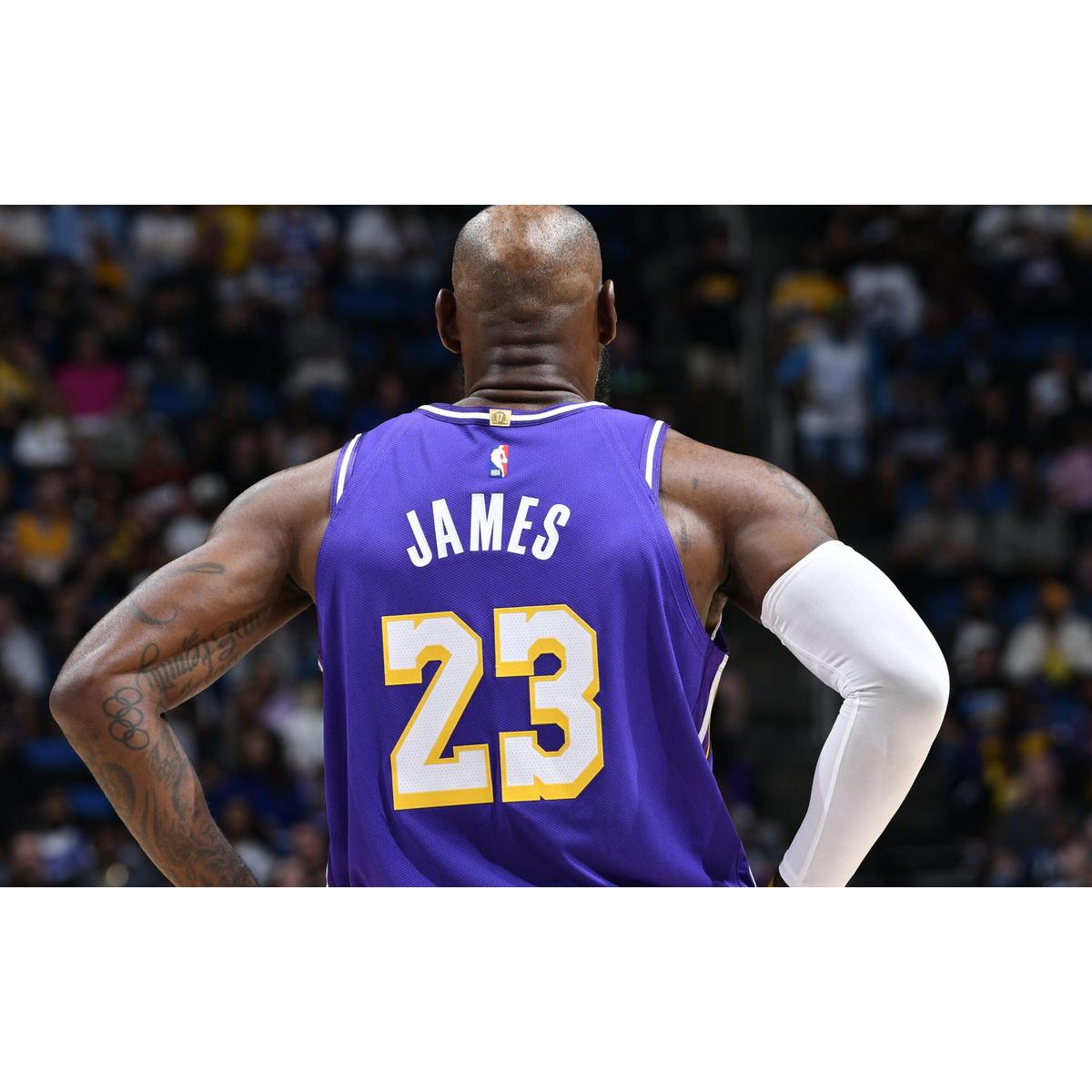 Lebron James é o jogador com mais partidas na história da NBA