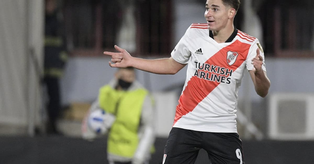 Após fazer seis gols na Libertadores, Julián Álvarez já tem data