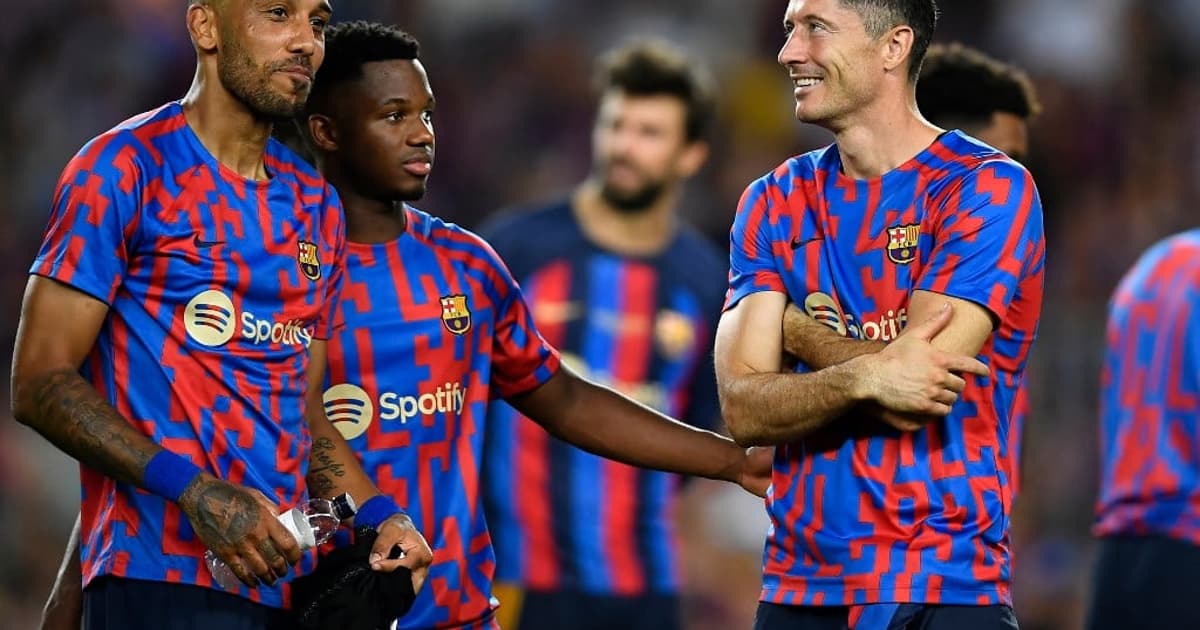 Ansu Fati monta 11 ideal com Messi, Yamal e fala sobre o funk brasileiro
