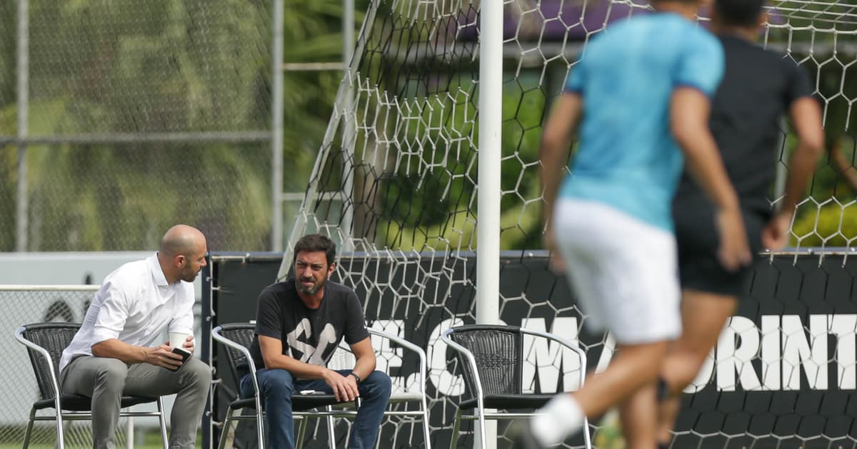 Corinthians não pensa em nomes estrangeiros para dirigir o clube