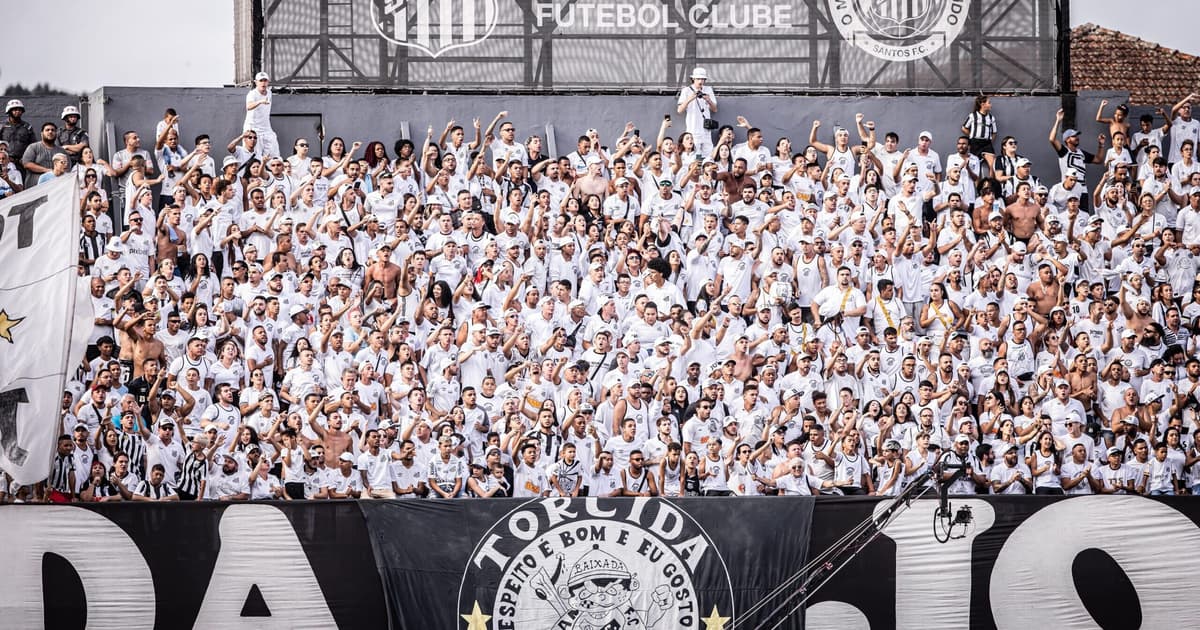 Primeira camisa do Santos; relembre o uniforme