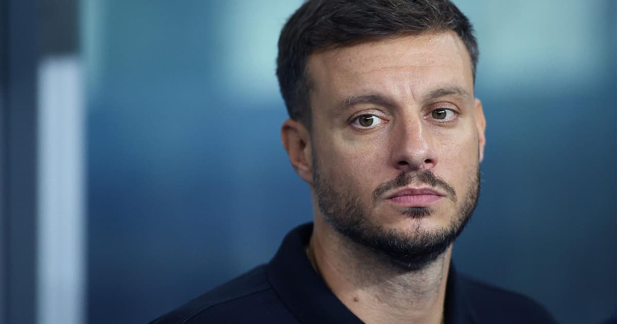 Anselmi analisa derrota do Botafogo e aguarda 'boas notícias' para o elenco