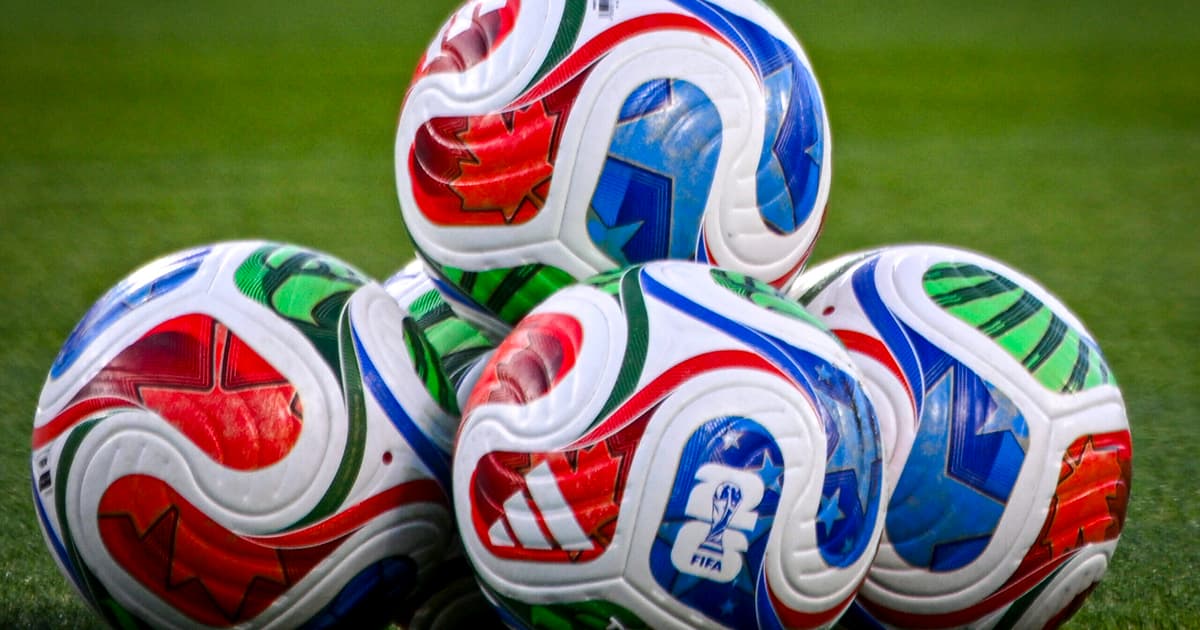 Quando o futebol brasileiro virou profissional?