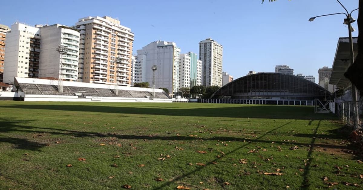 Estádios de futebol do Brasil que não existem mais