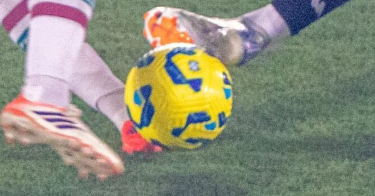 Primeiro jogador equatoriano a atuar no Brasil